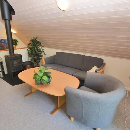 Nice In W/ Sauna And 4 Bedrooms Grasten