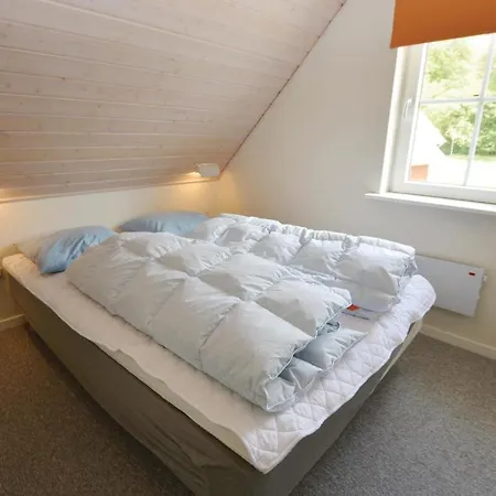 Holiday home Nice In W/ Sauna And 4 Bedrooms Grasten