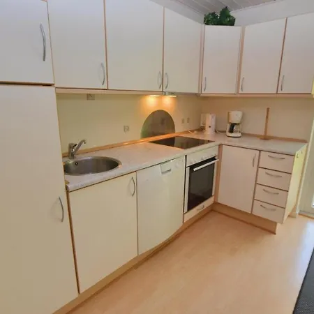 Nice In W/ Sauna And 4 Bedrooms Vakantiehuis *